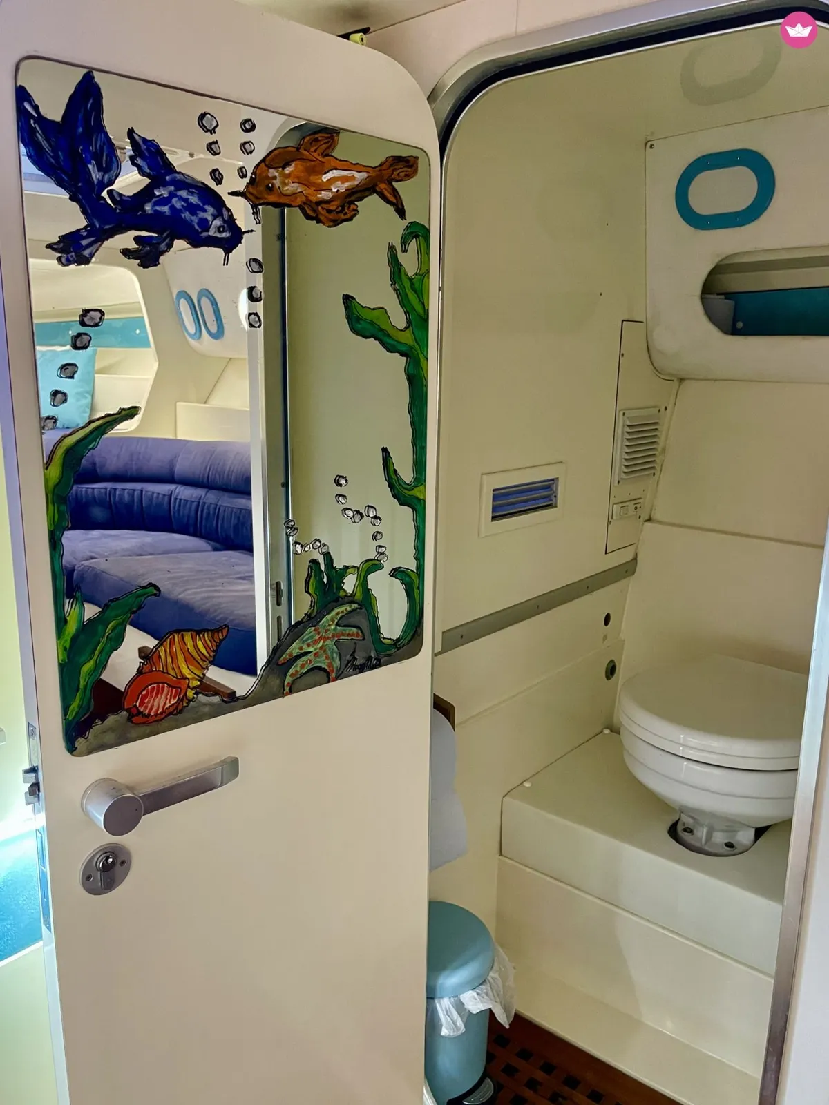 Cabina con cuccetta a V dell'Esotica